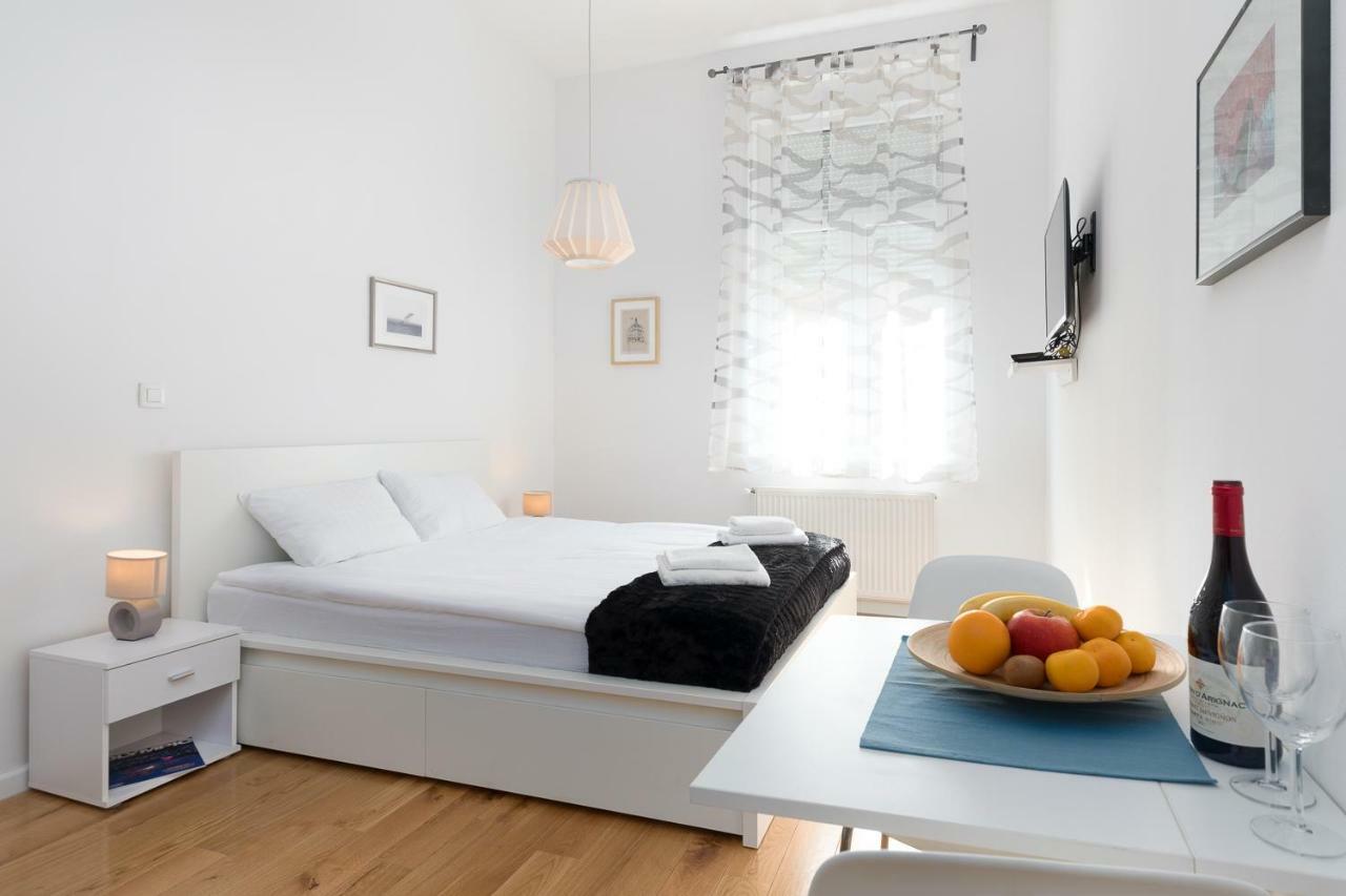 Modern Apartments Near Park Zrinjevac 자그레브 외부 사진